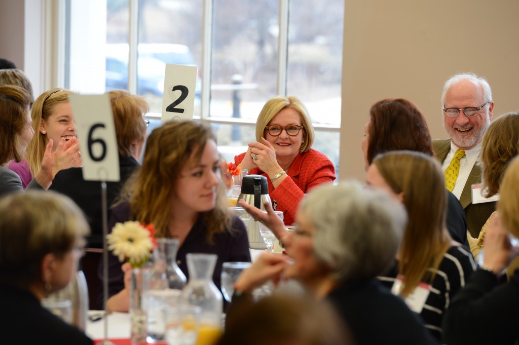 Sen. McCaskill enjoys brunch and conversation before her public lecture at noon in the Sun Room.