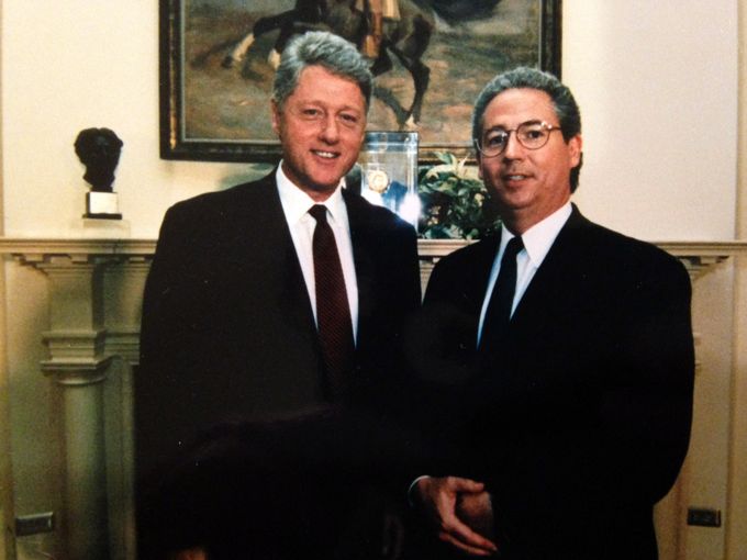 Cooney covered many national news events throughout his career, including interviewing President Bill Clinton in the White House on April 19, 1995, the day of the Oklahoma City bombing. Courtesy of The Des Moines Register