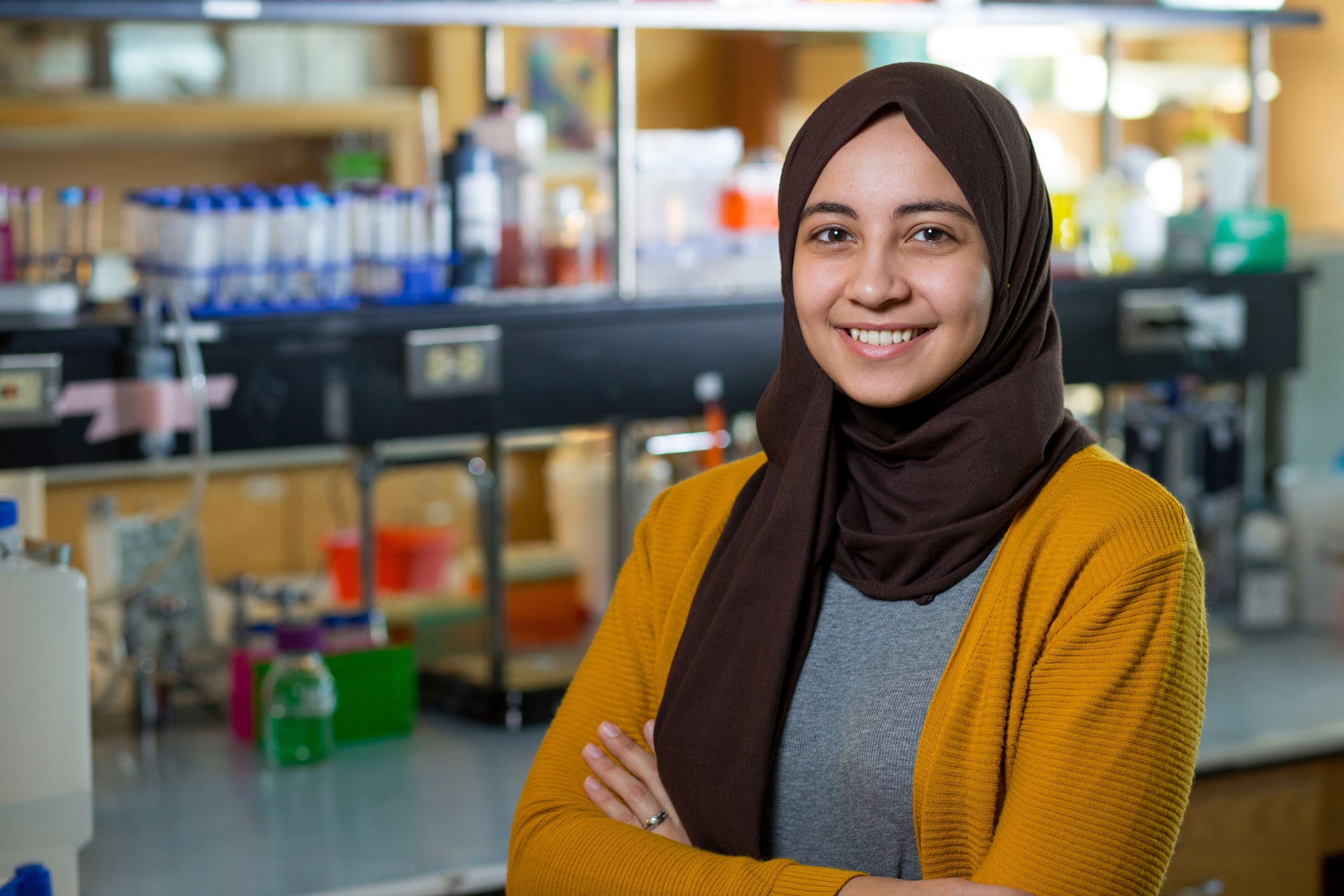 Majd Abdulghani in a lab.