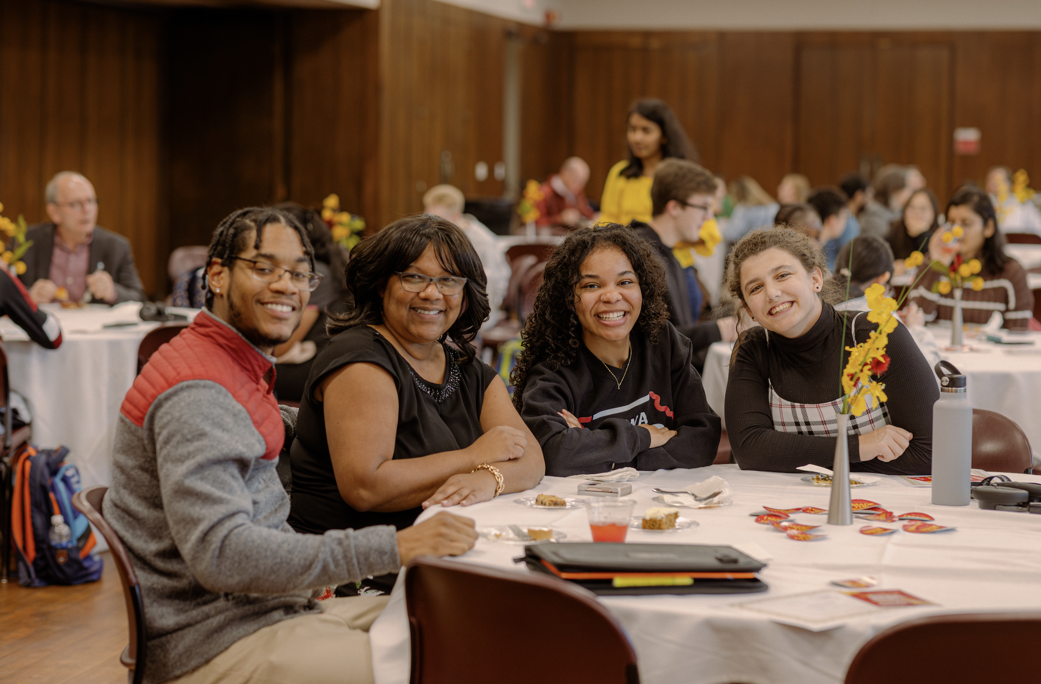 Faculty and students celebrate at Dean's List Reception